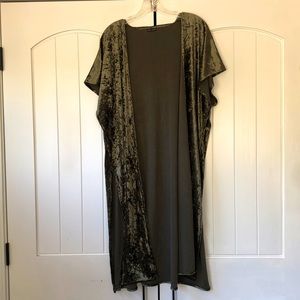 Green velvet kimono